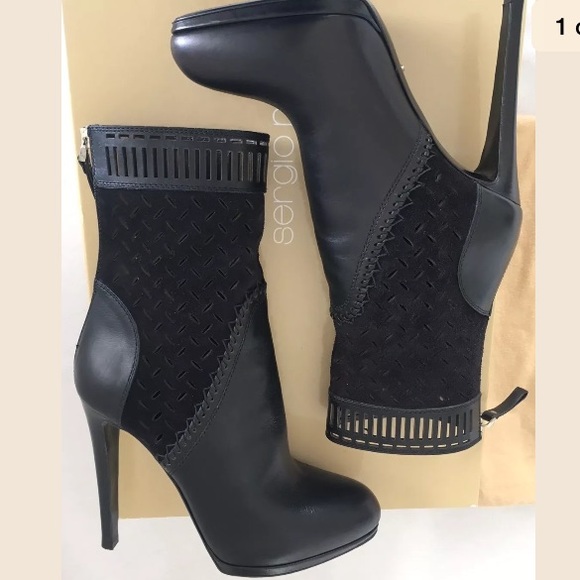Sergio Rossi Shoes - Sergio Rossi Leather/Sued Black Ankle Booties Sz 7